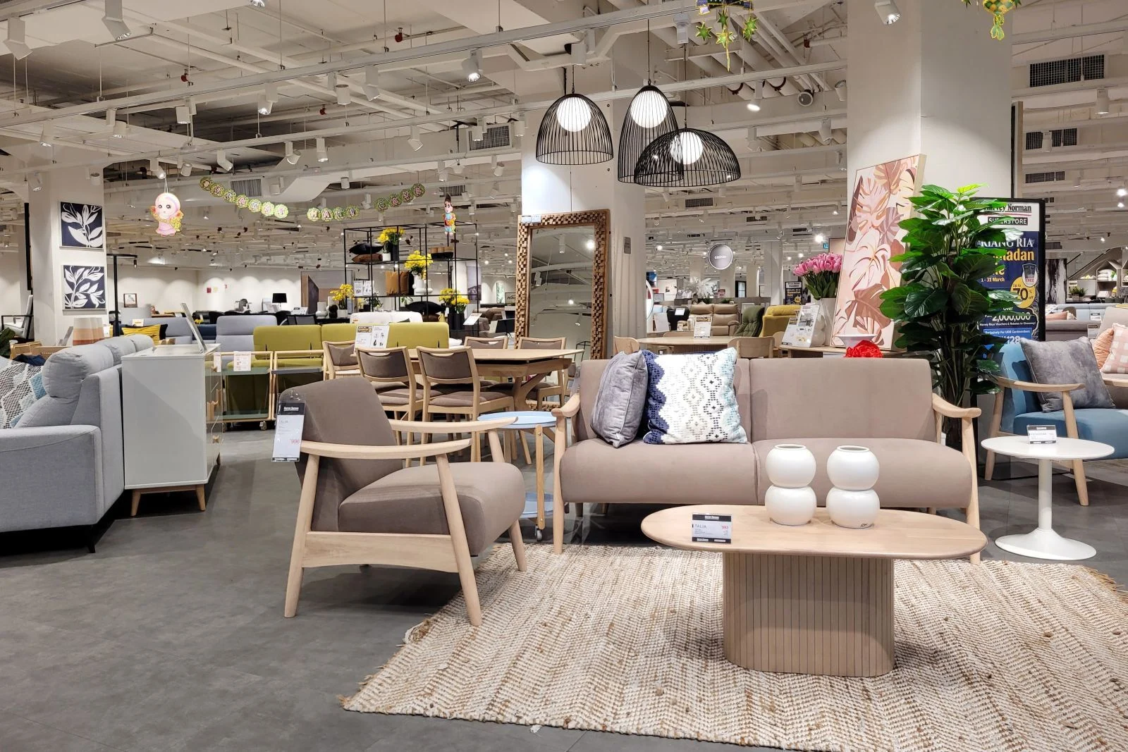 Elevate Your Space with Thomas Dawn Custom Upholstery: A Guide to Bespoke Comfort